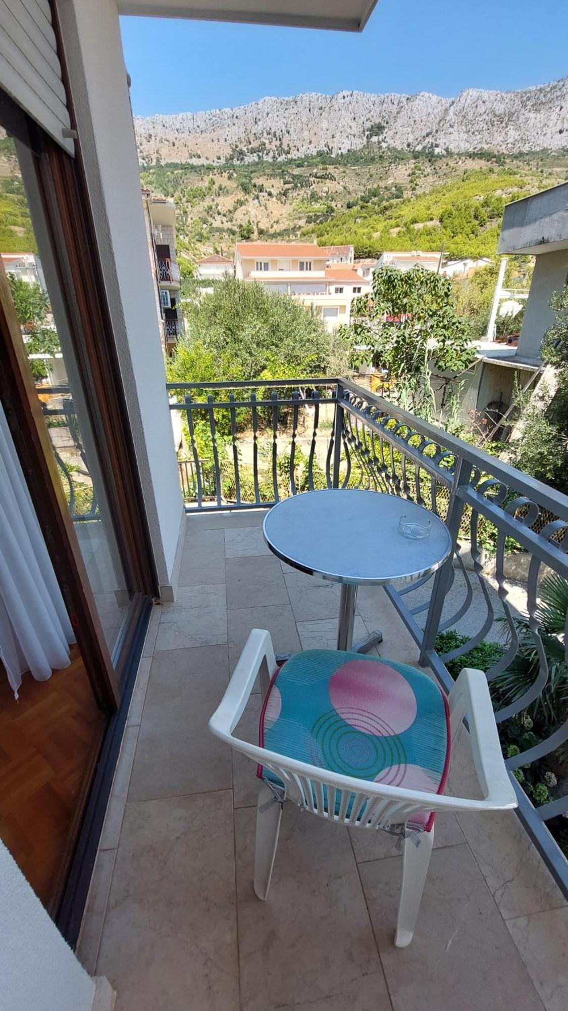 Apartments And Rooms Mamic Dugi Rat Esterno foto